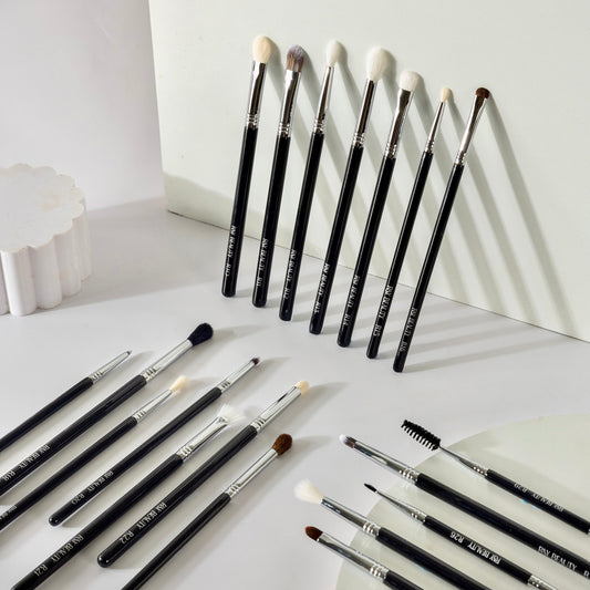 Why Ray Beauty’s 16PCS Face & Eye Brush Set is a Game-Changer